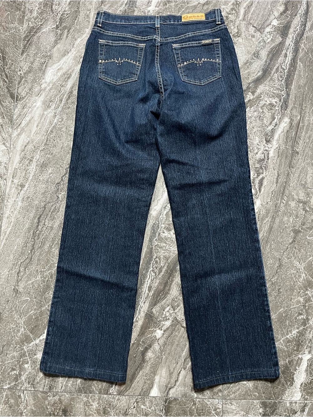 Lois Jeans Julie 1150 Dark Wash Straight Leg Jeans - Size 31 - Made in Canada